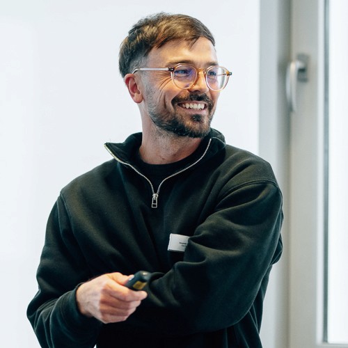 Alexander Zitzmann, Gründer von Better Ask X