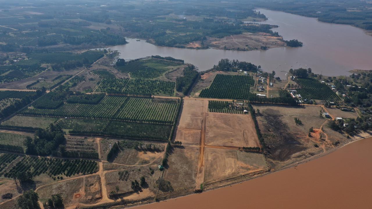 Loteo en Santa Ana-camping la Muela