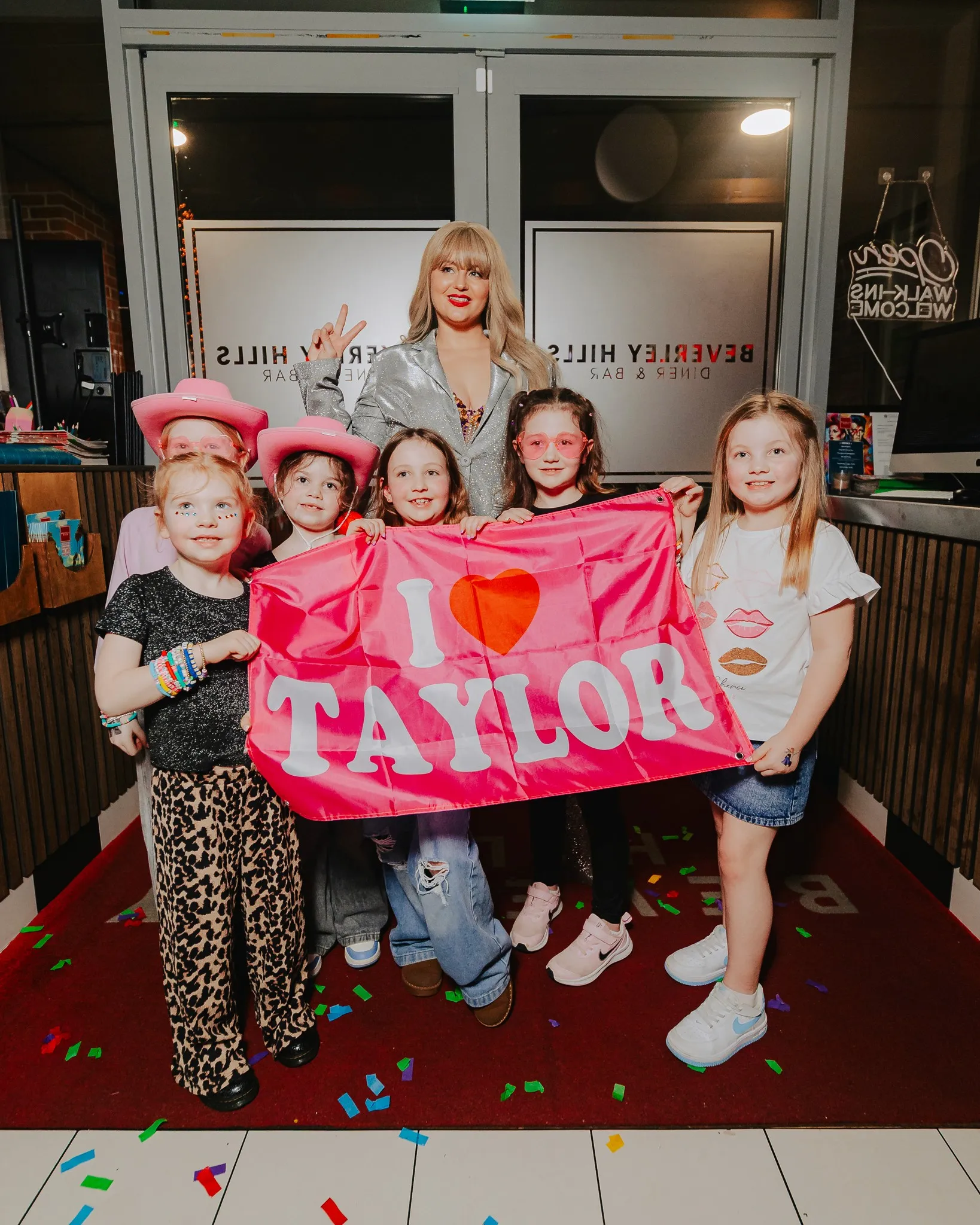 Family Taylor Swift Party