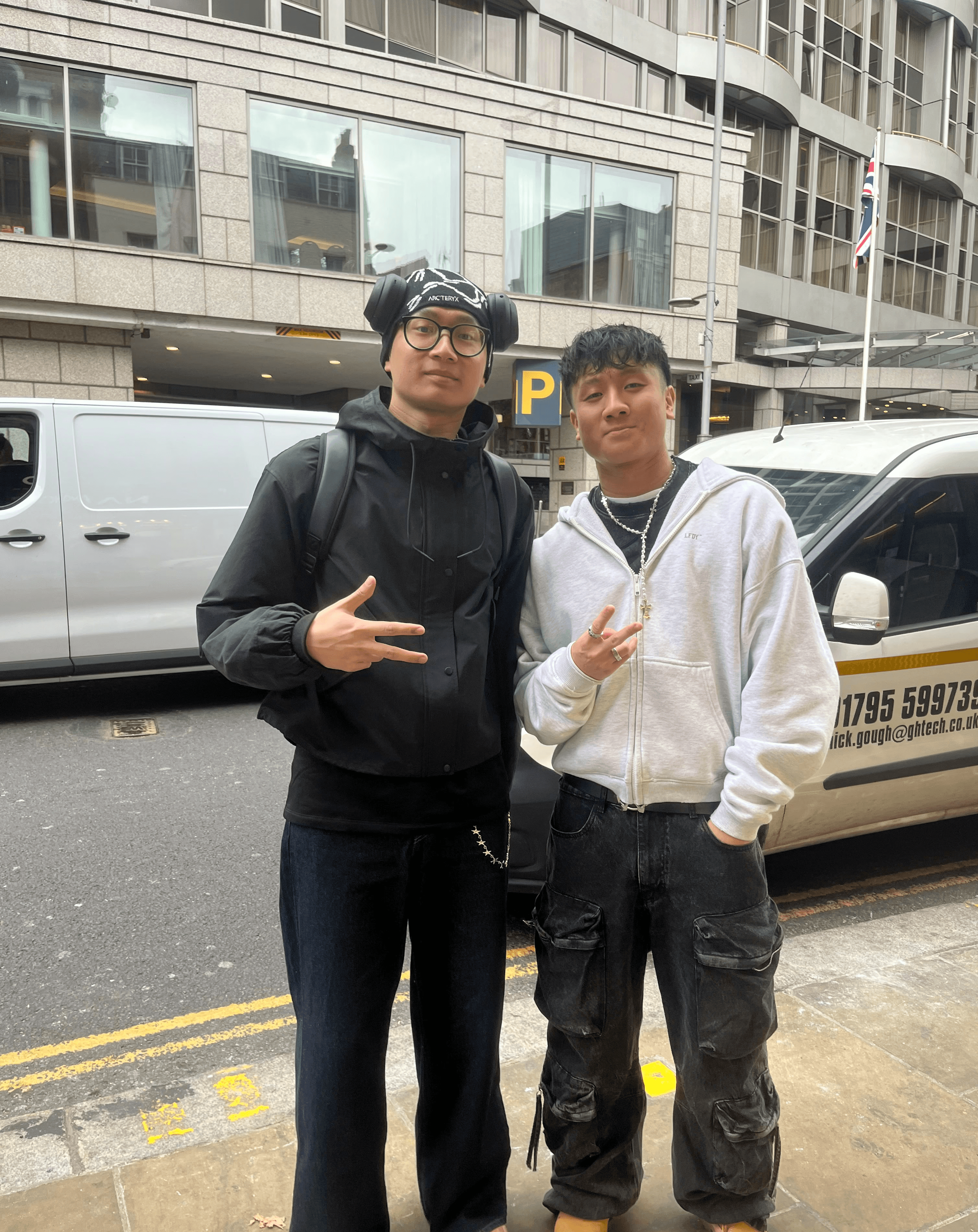 Picture with "@foong.wc" (Instagram)