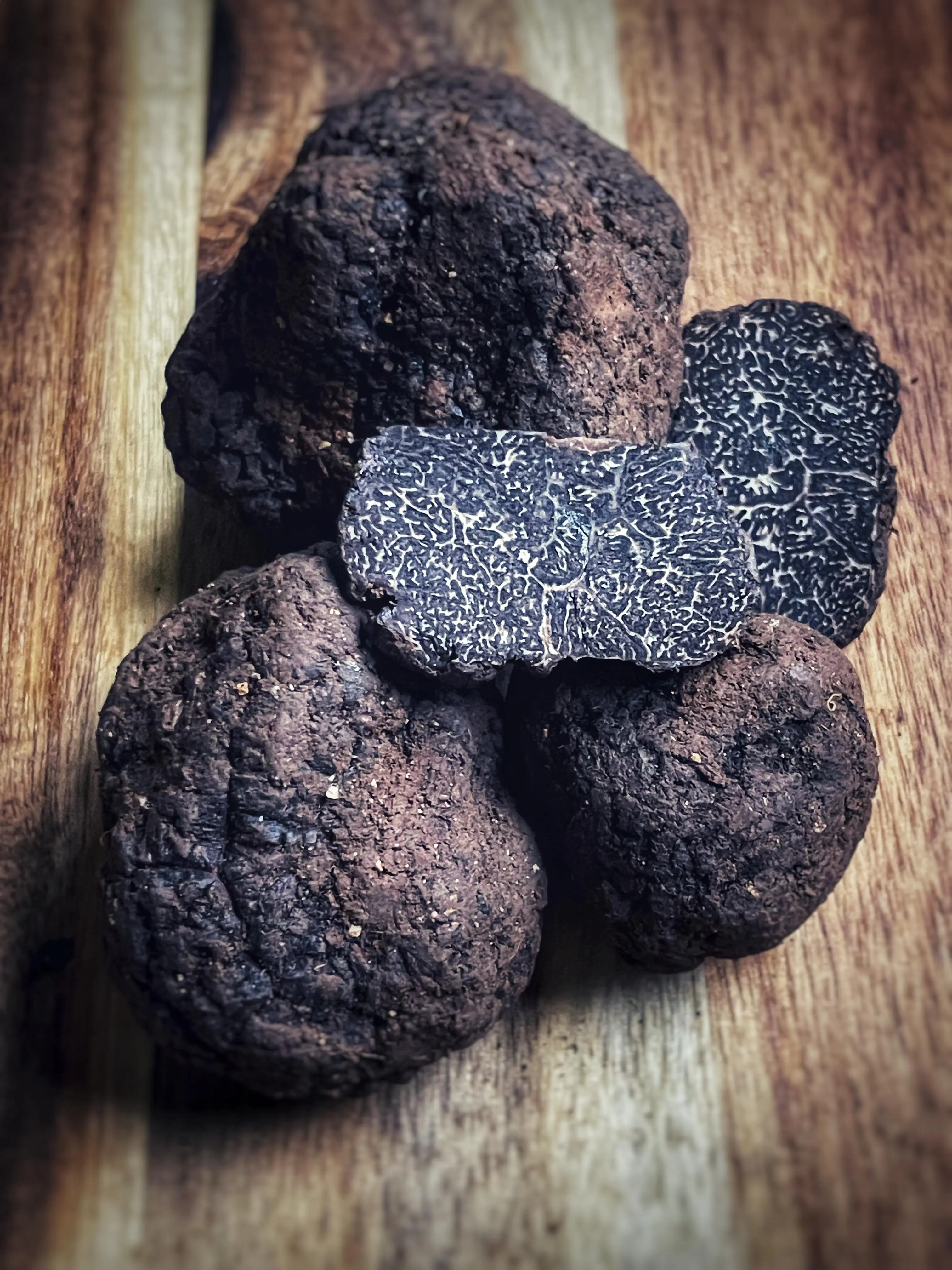 Sliced black truffle for professionals