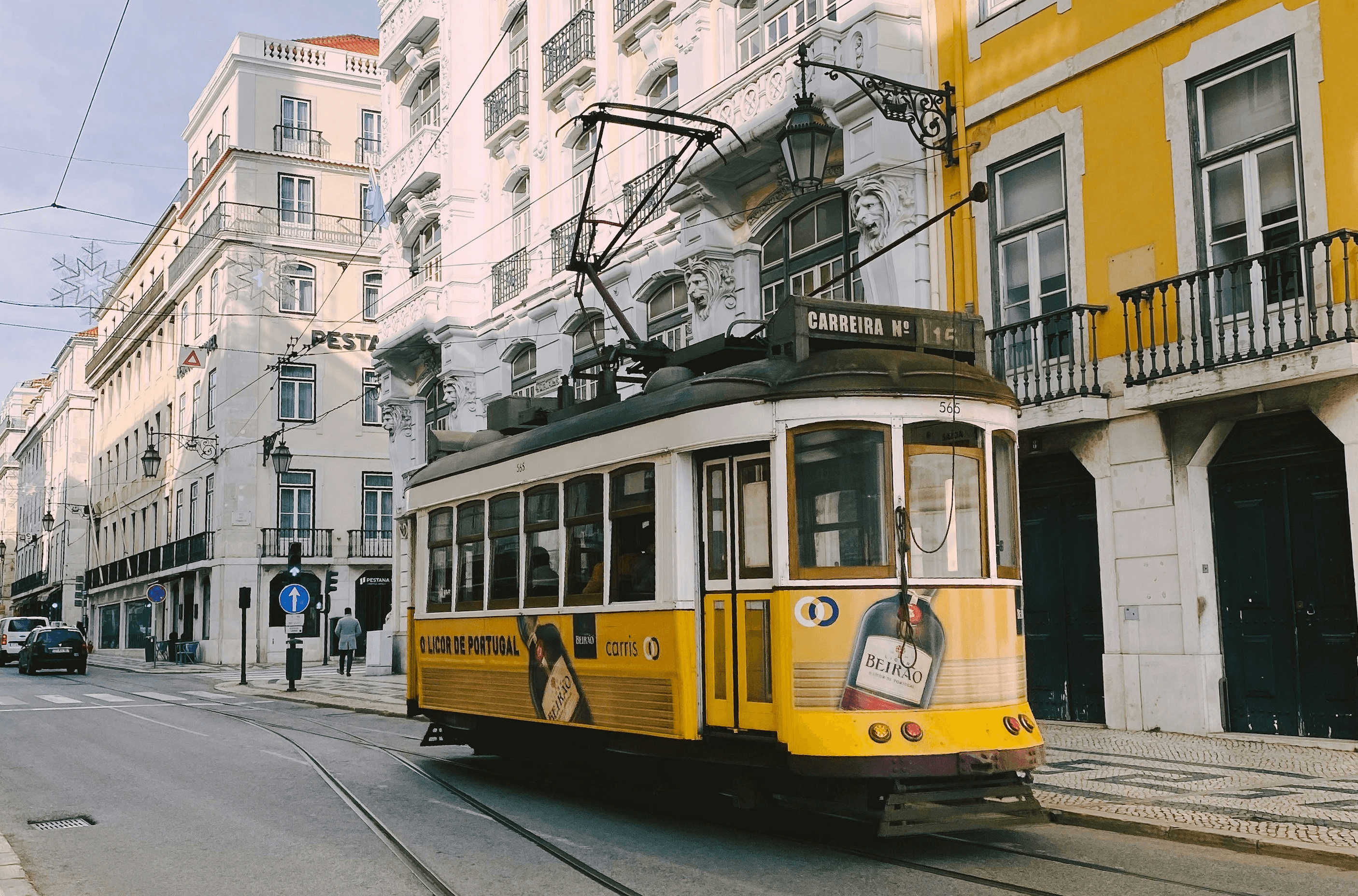 How to use public transport in Lisbon