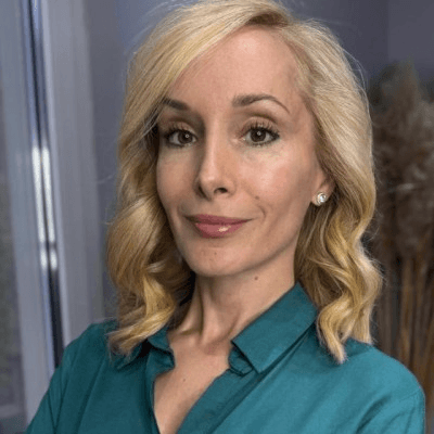 man in black button-up shirt