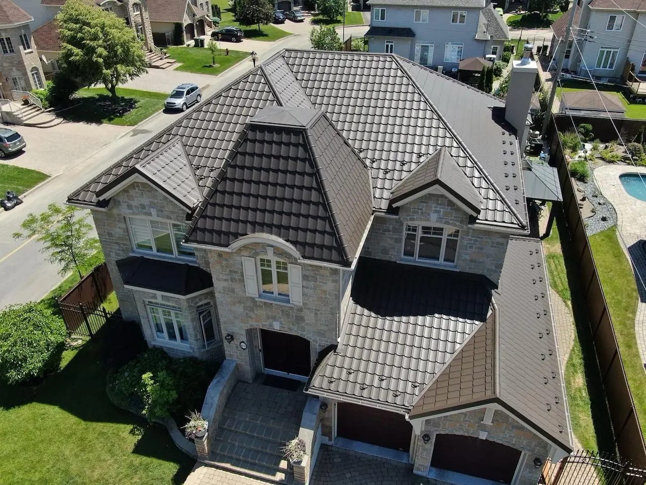 Metal roof on home Joliette - 50-year warranty
