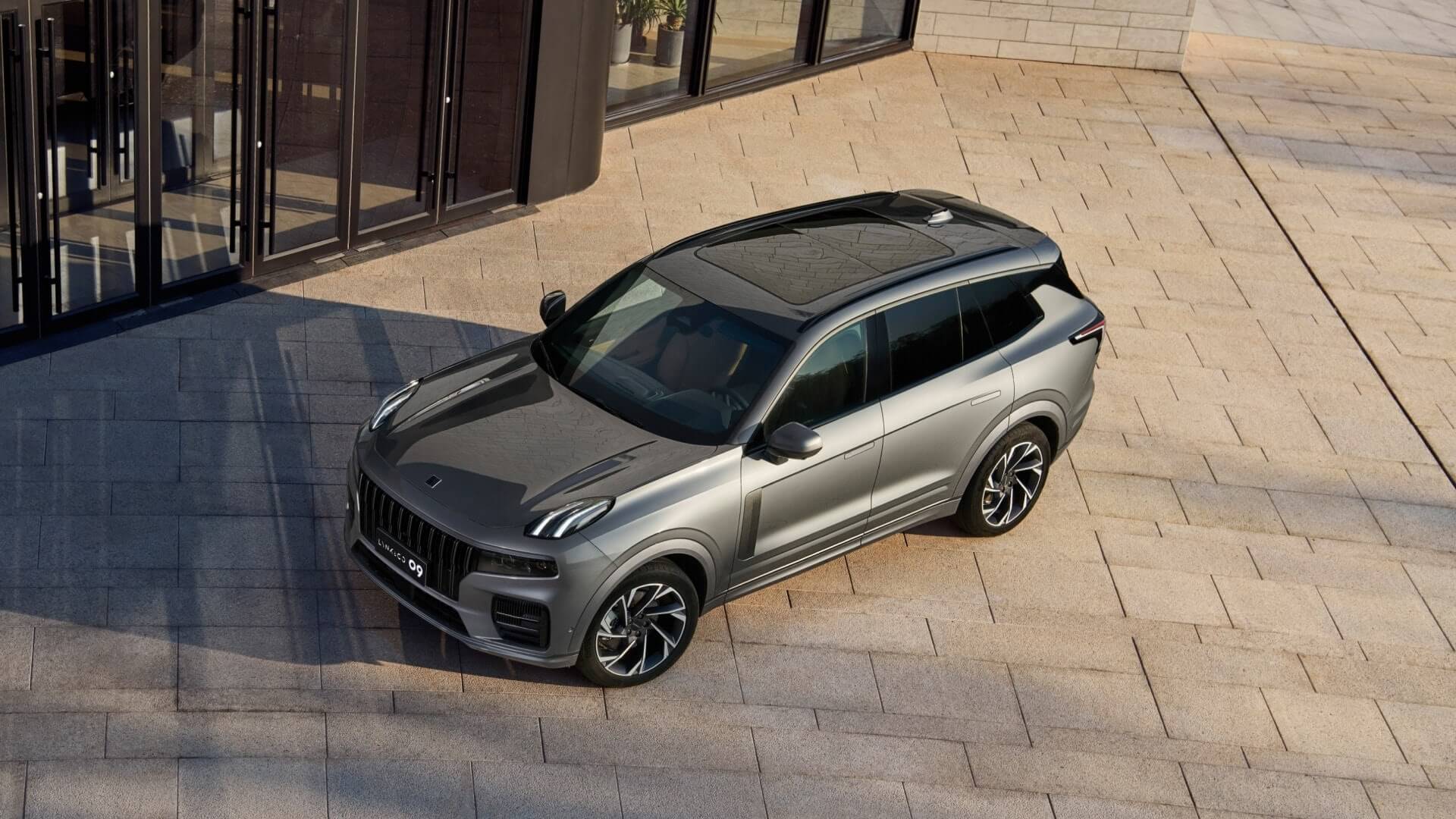 Lynk & Co 09 (900)