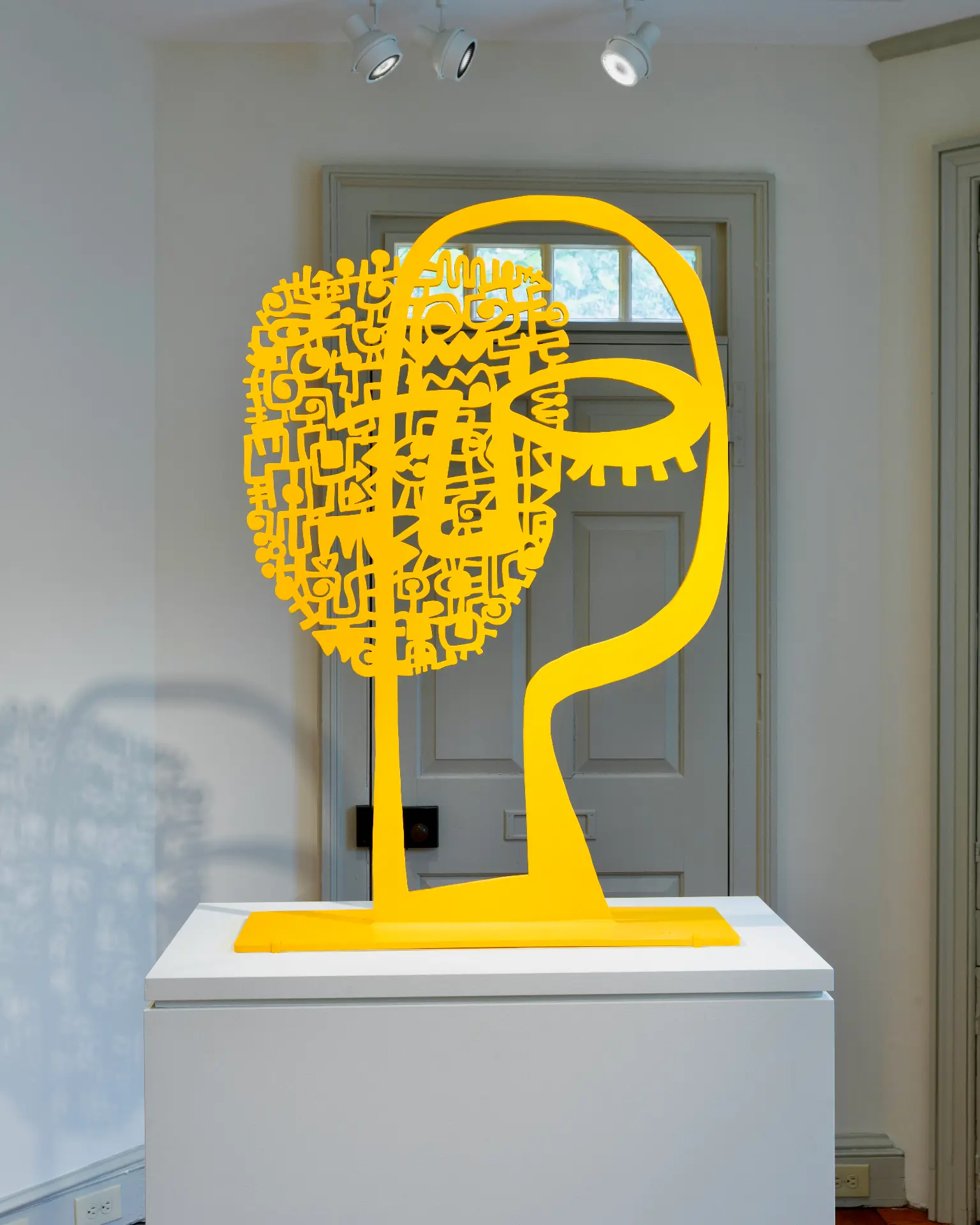 Mask, 2022
Painted steel
92 cm x 78 cm x 35.5 cm  Edition of 8