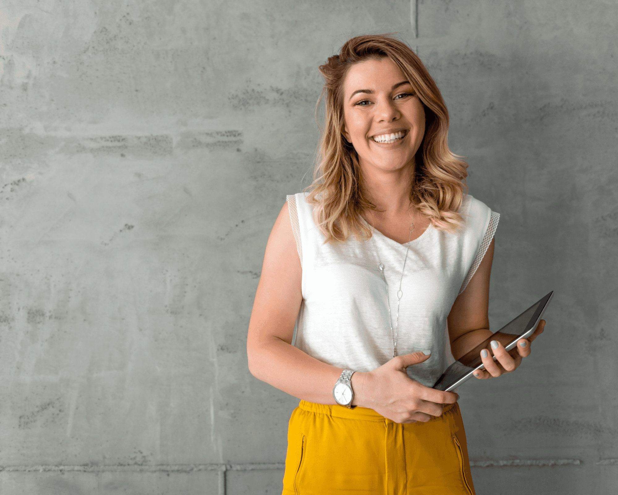 Dynamic picture of a cyclist riding downhill