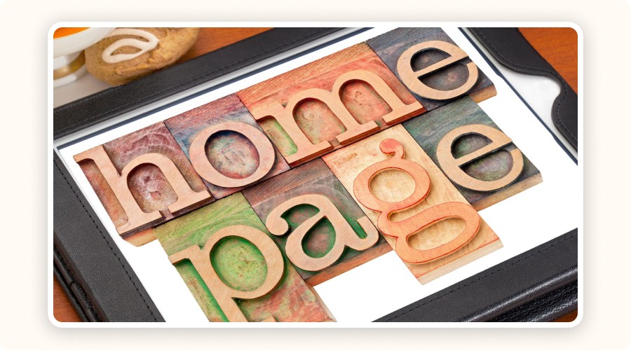 Mot “homepage” en typographie bois colorée