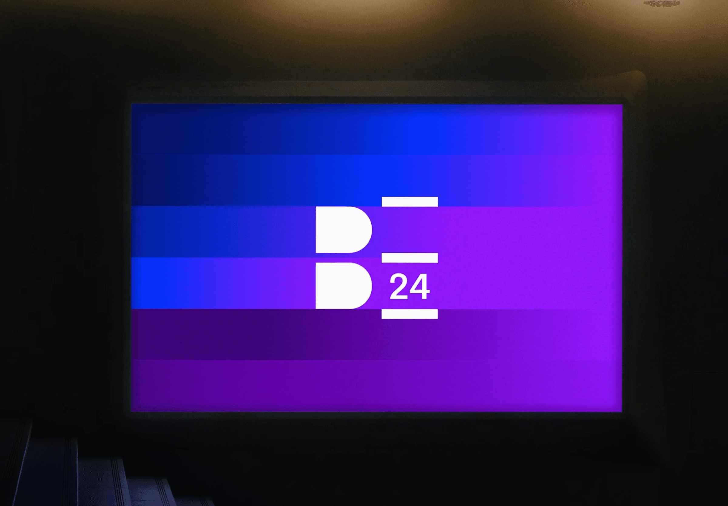 Batch.Works logo over a photo of a box of 3D printed objects