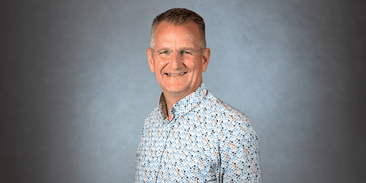 "Bas Noij, sustainable tourism expert, combining business insights with environmental responsibility to enhance guest experiences and tourism practices."