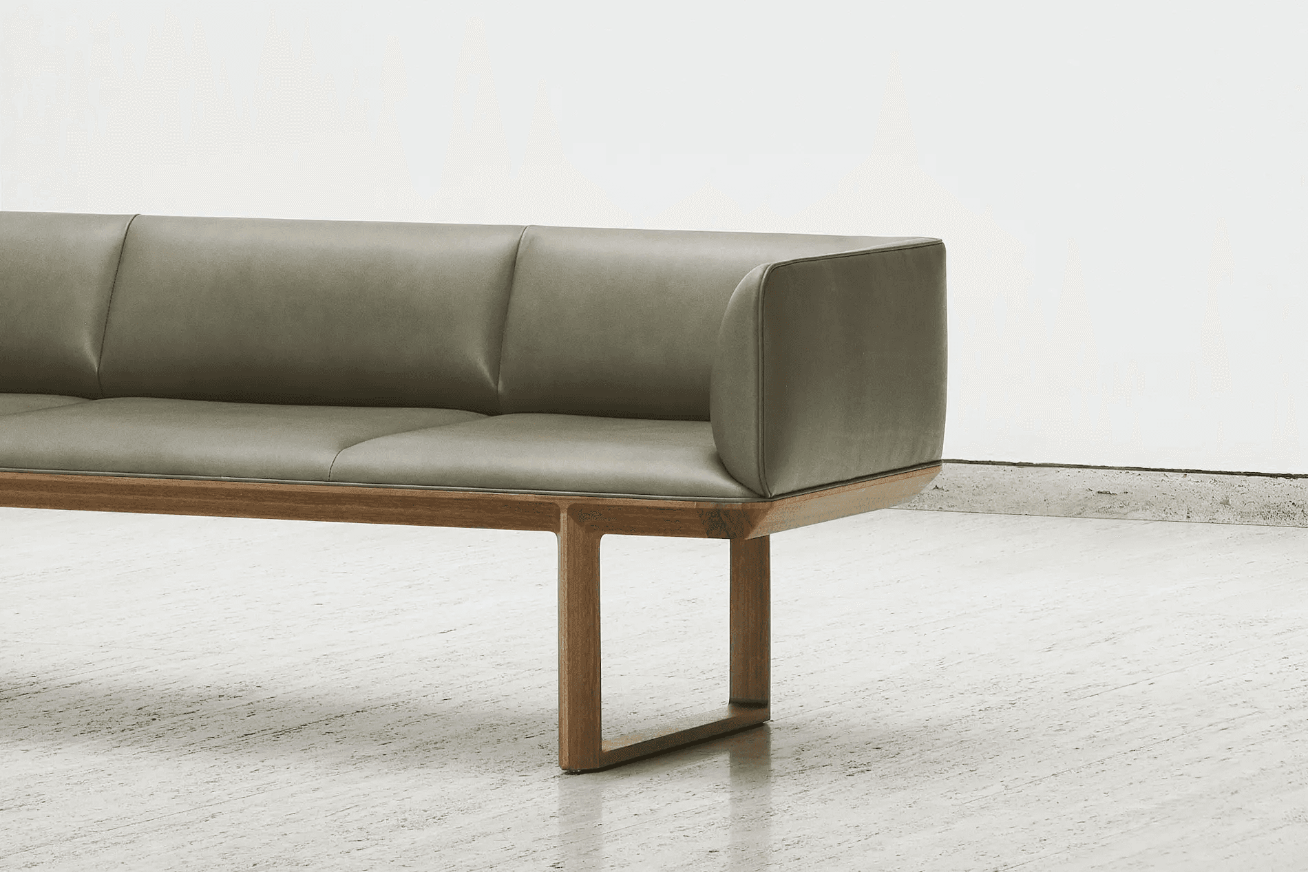 Ply tongues were inserted into each block of wood to help alignment during the laminating process