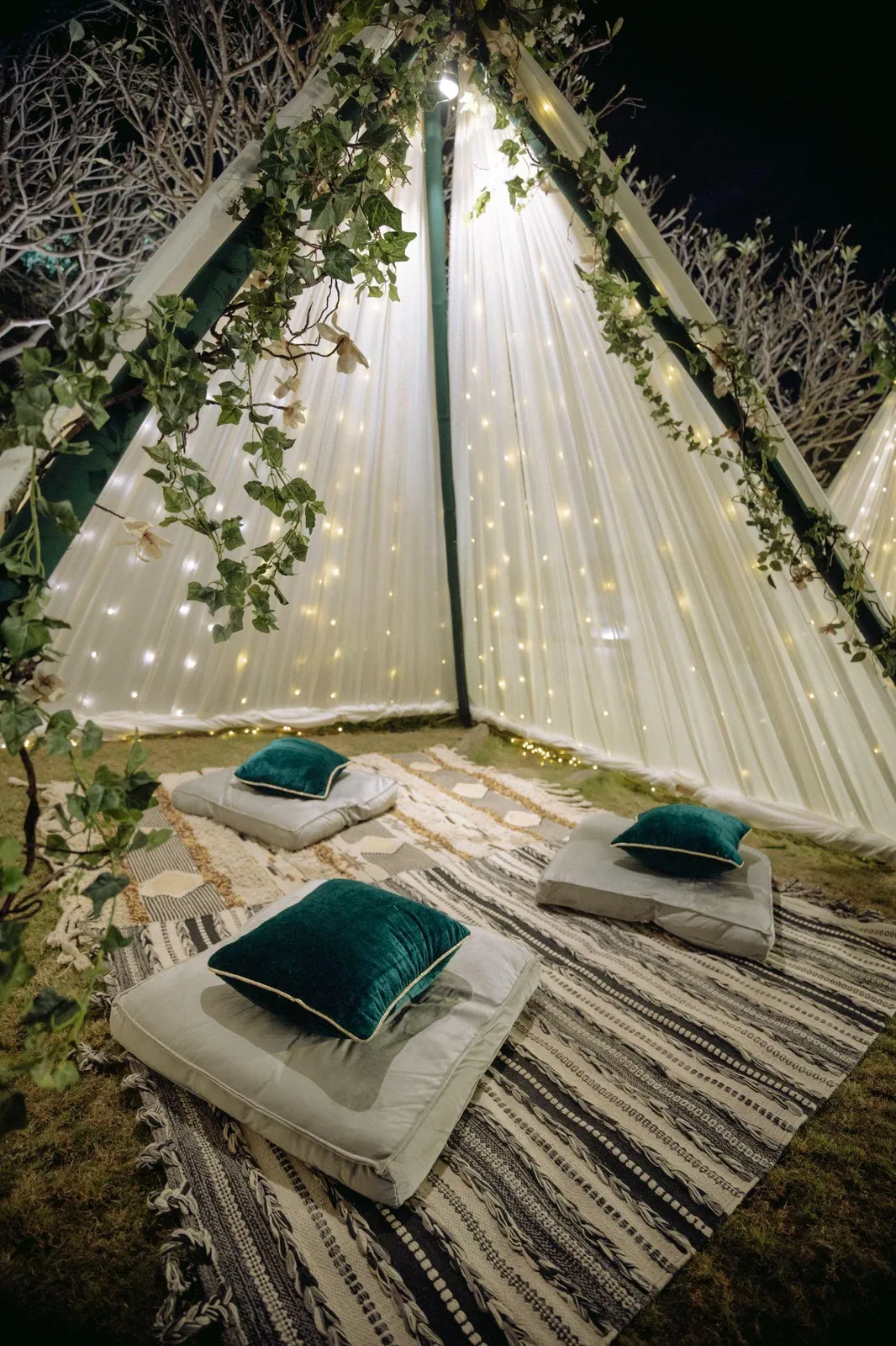 Simran and Shivanshu Sangeet stage in blue, black and green glam — Behind The Scene