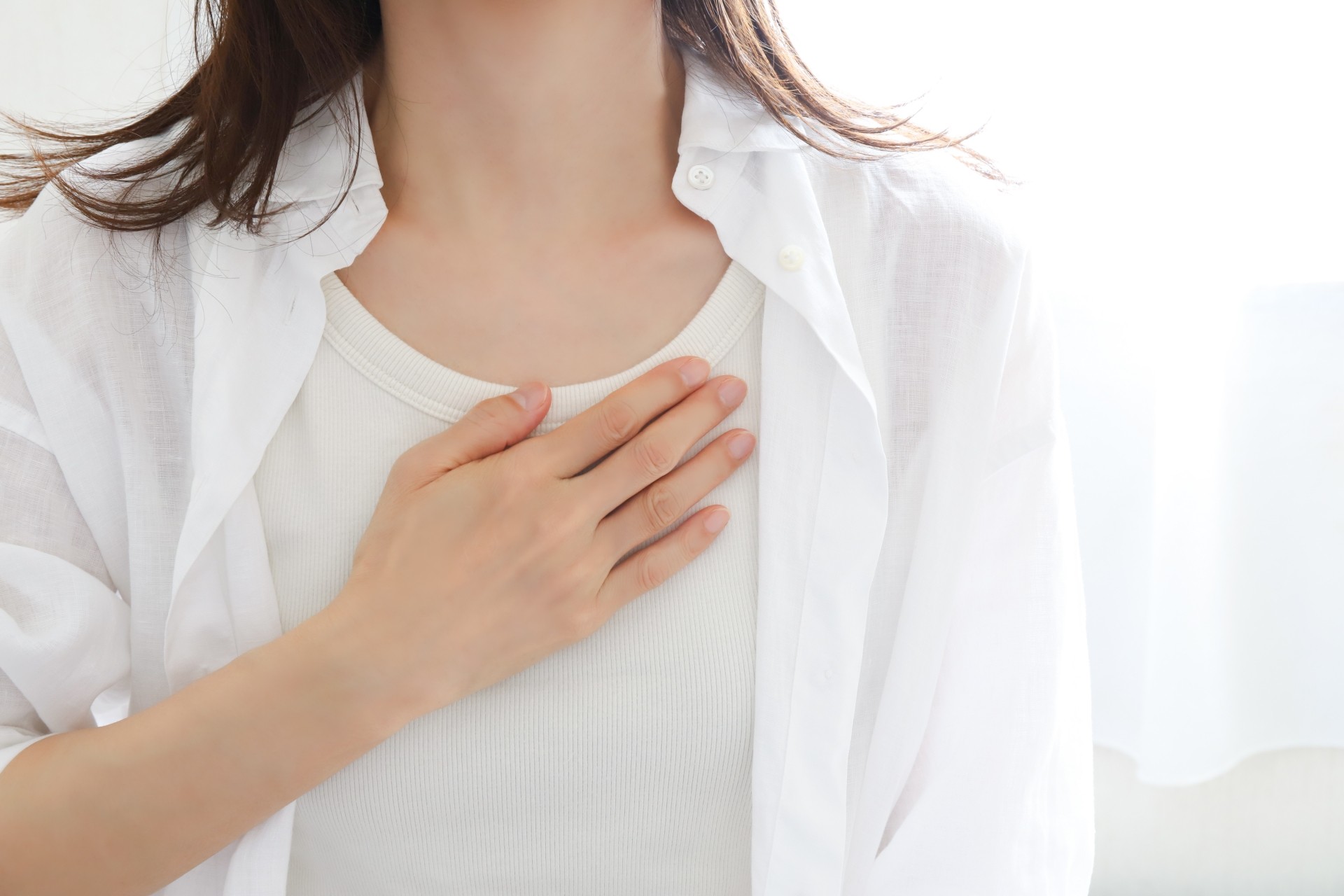 乳がんは年間約9万人が新たに診断される女性のがん第1位｜30代後半から発症リスクが上昇