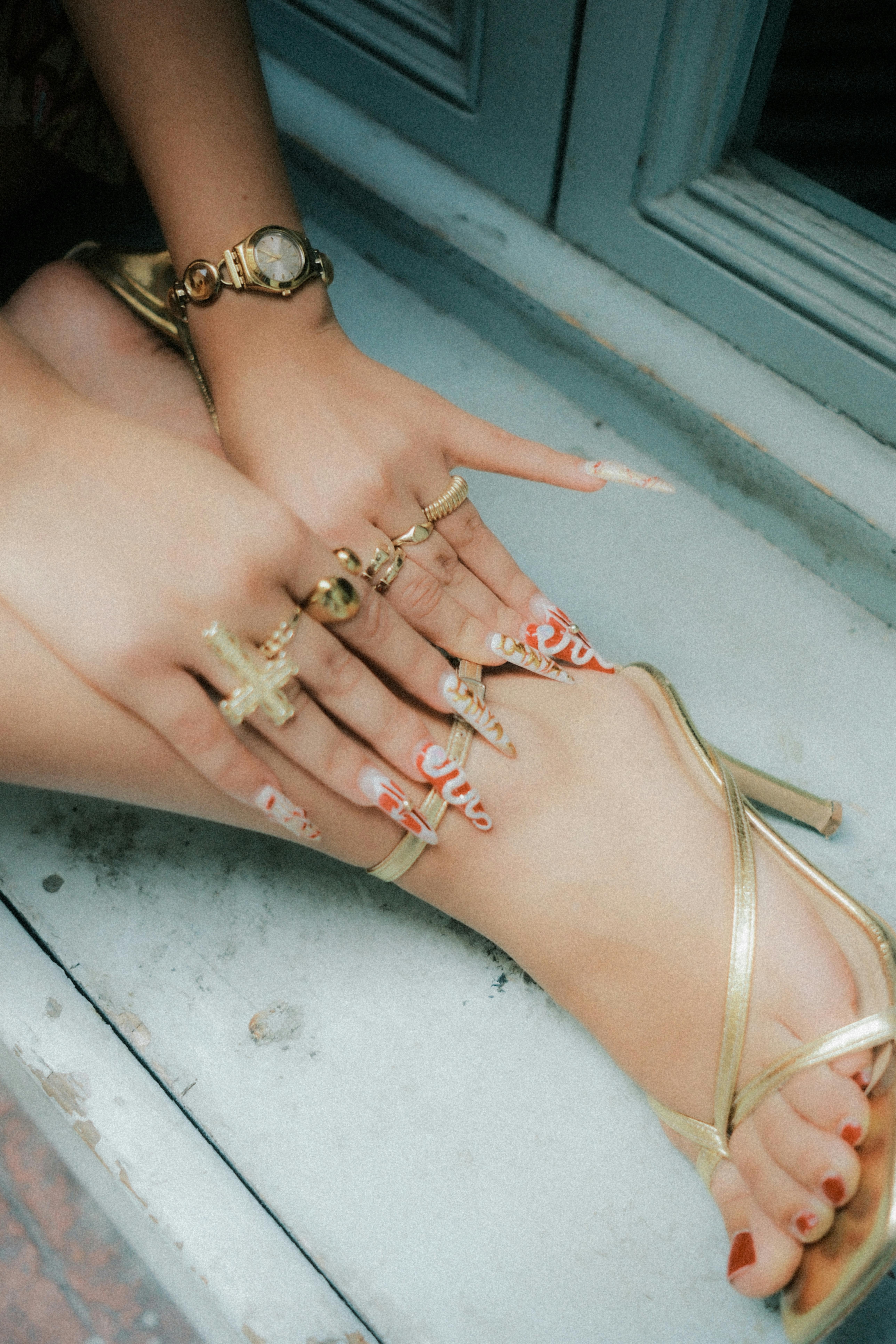 How to Keep Your Nails Healthy During Winter: Nail Care Tips for Cold Weather