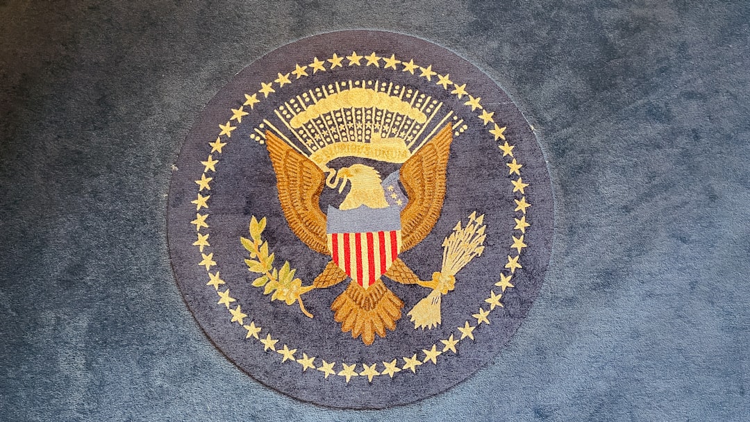 government seal and contract documents - how to get GSA certified