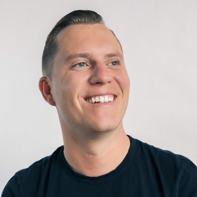 Portrait of a smiling man