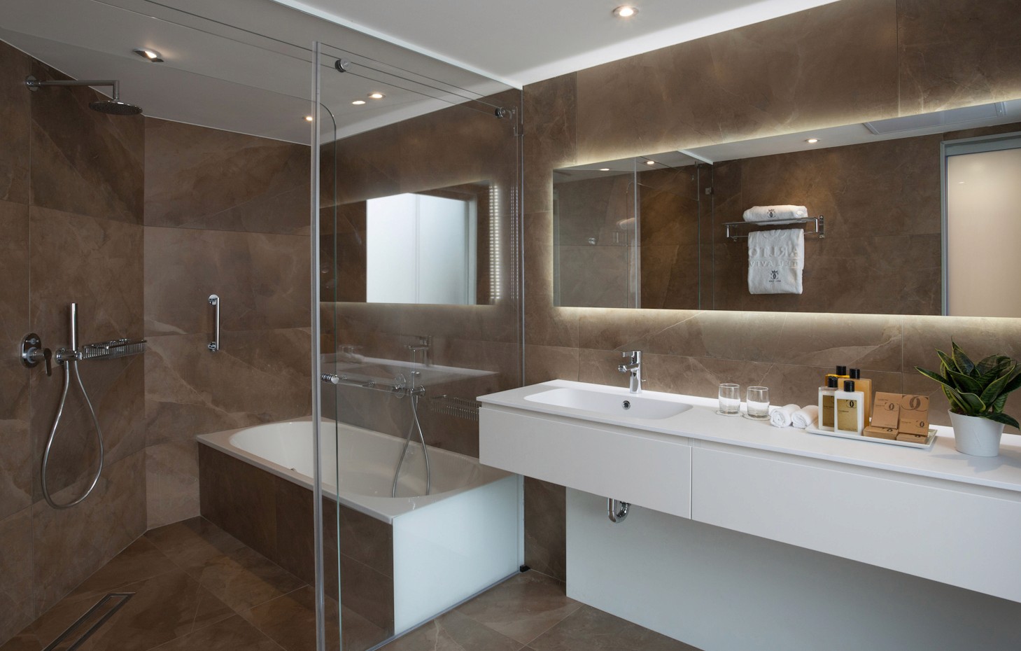 Carlton Hotel interni