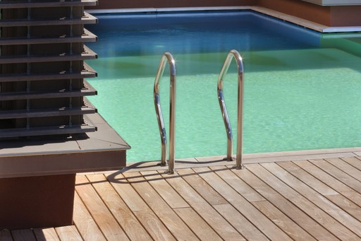 Parquet-per-esterno-piscina-Lomagna (LC) Galimberti-IMG_0087.jpg