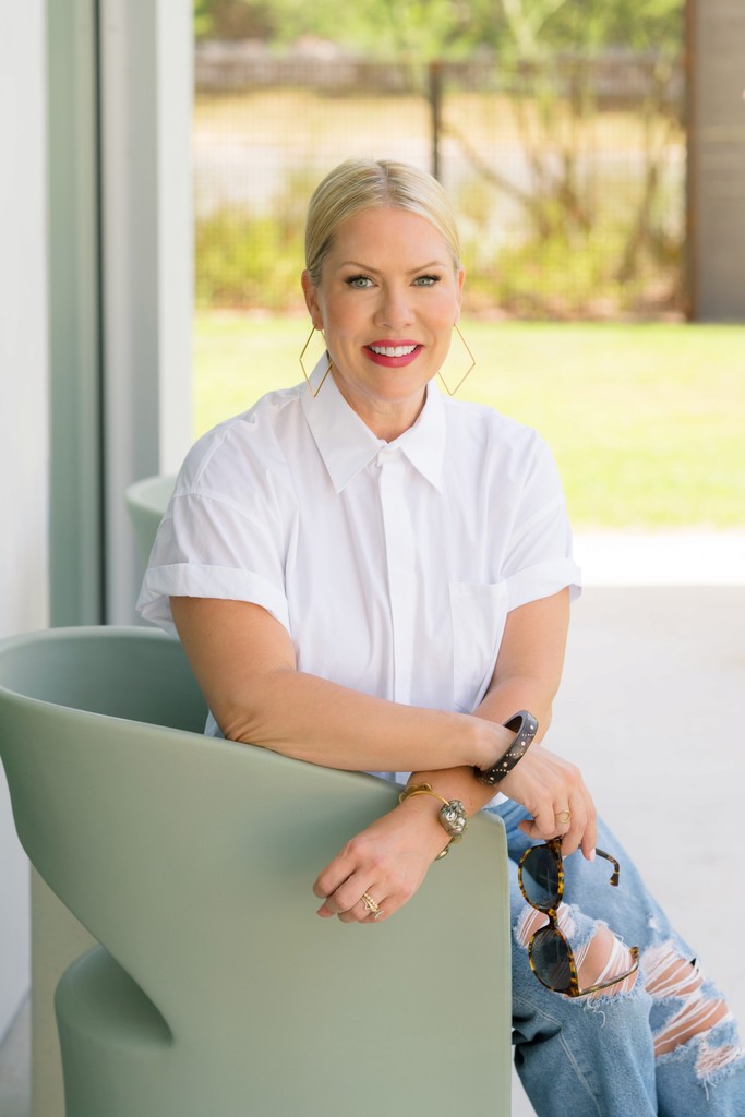 silhouette of man illustration