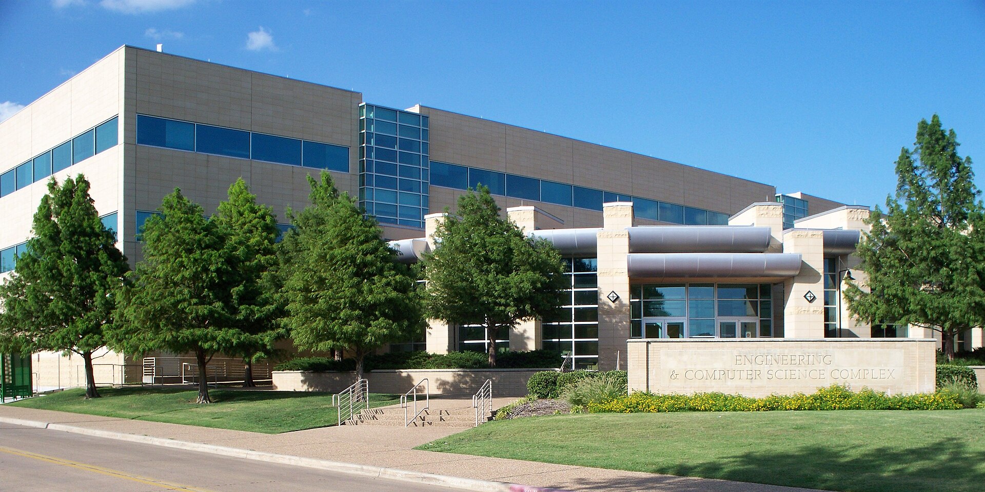 UT Dallas Engineering and Computer Science Complex showing the Richardson Texas facility producing the Telecom Corridor technology workforce
