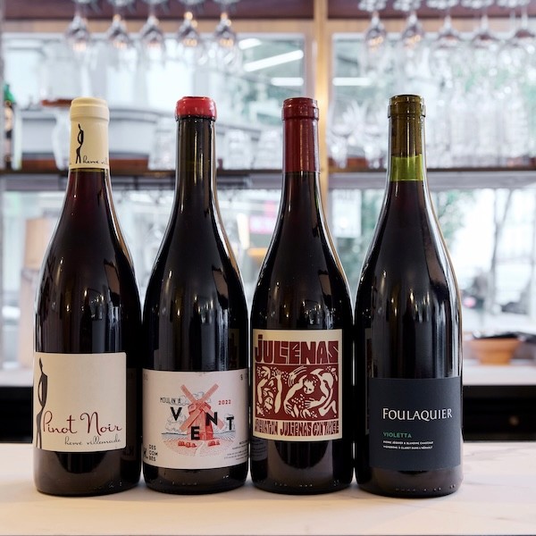 Bouteilles de vin rouge
