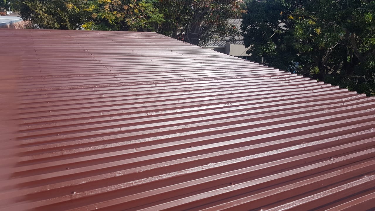 Residential roof coated with Eco Rubber