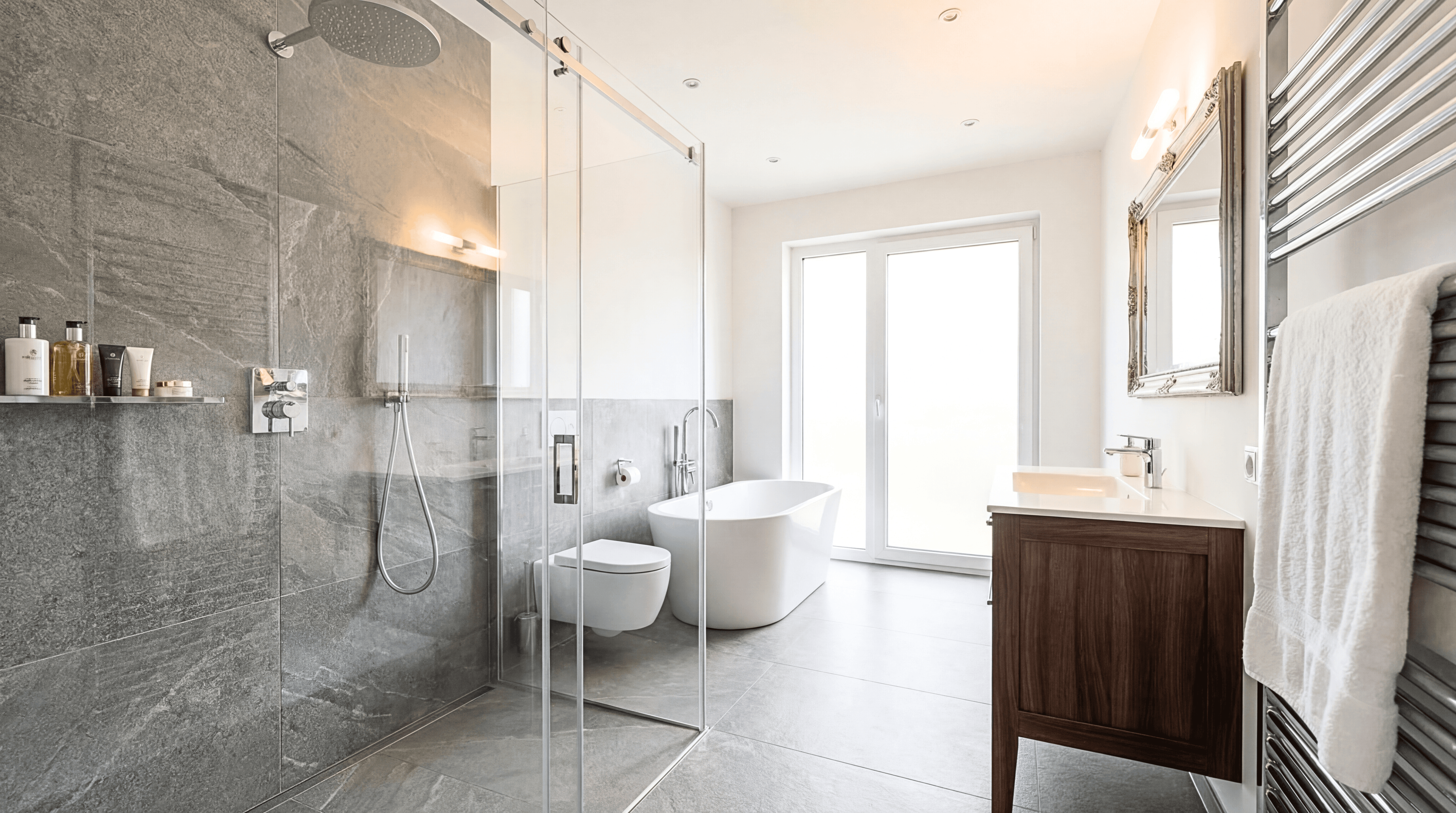 a black and white photo of a camera