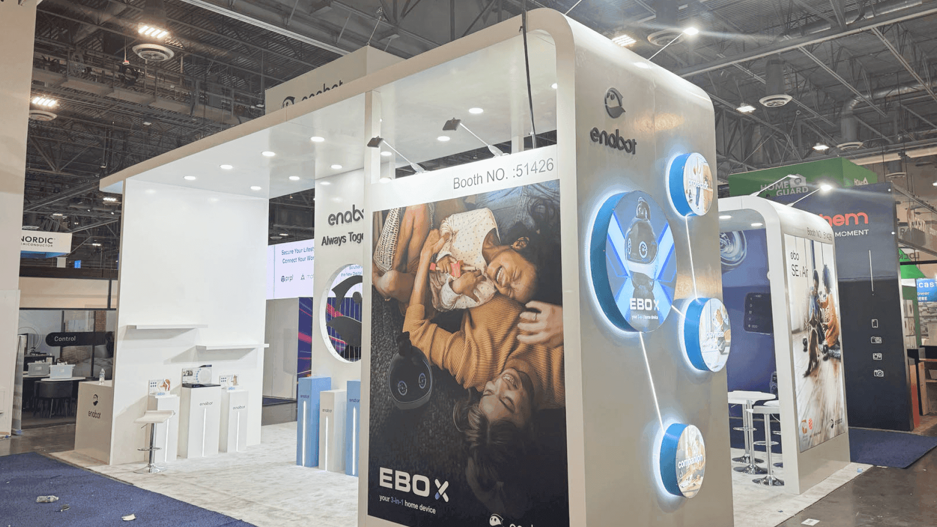 Global Pet Expo Start-Up Pavilion display with focused product presentation, compact staffing, and light storage.
