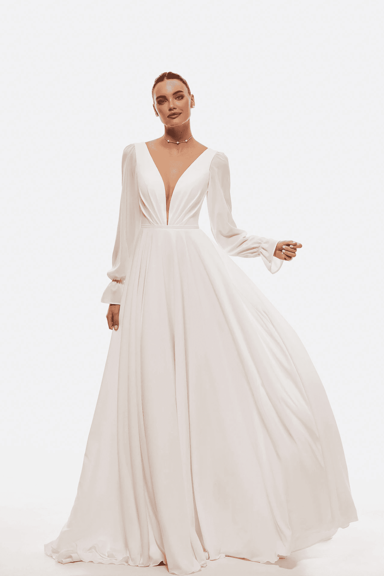 Modernes Brautkleid ohne Spitze in cleanem Design mit Ärmeln