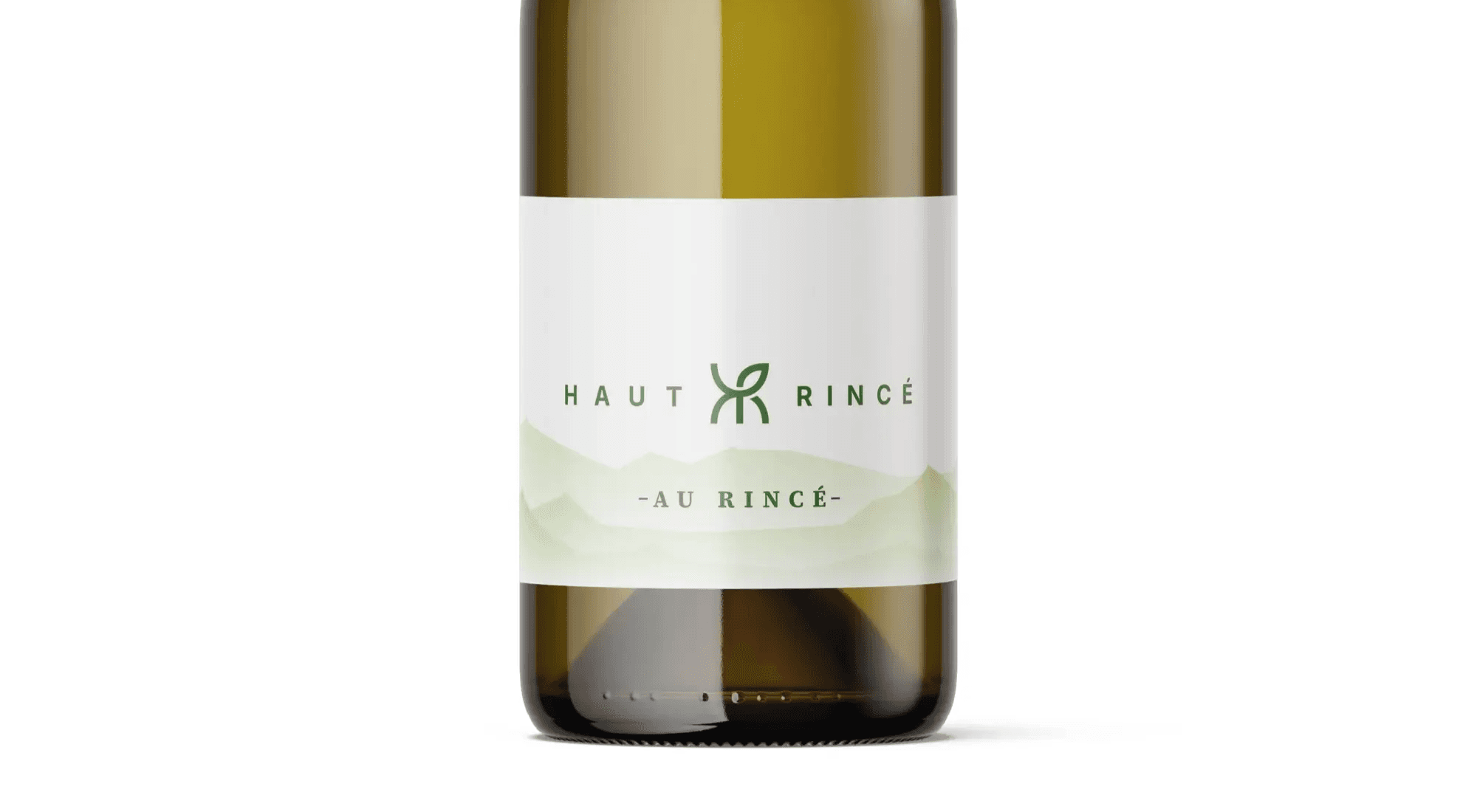 Photo d'une bouteille de vin blanc sec