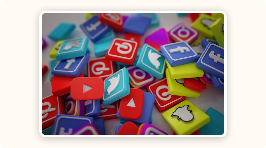 3D social media icons