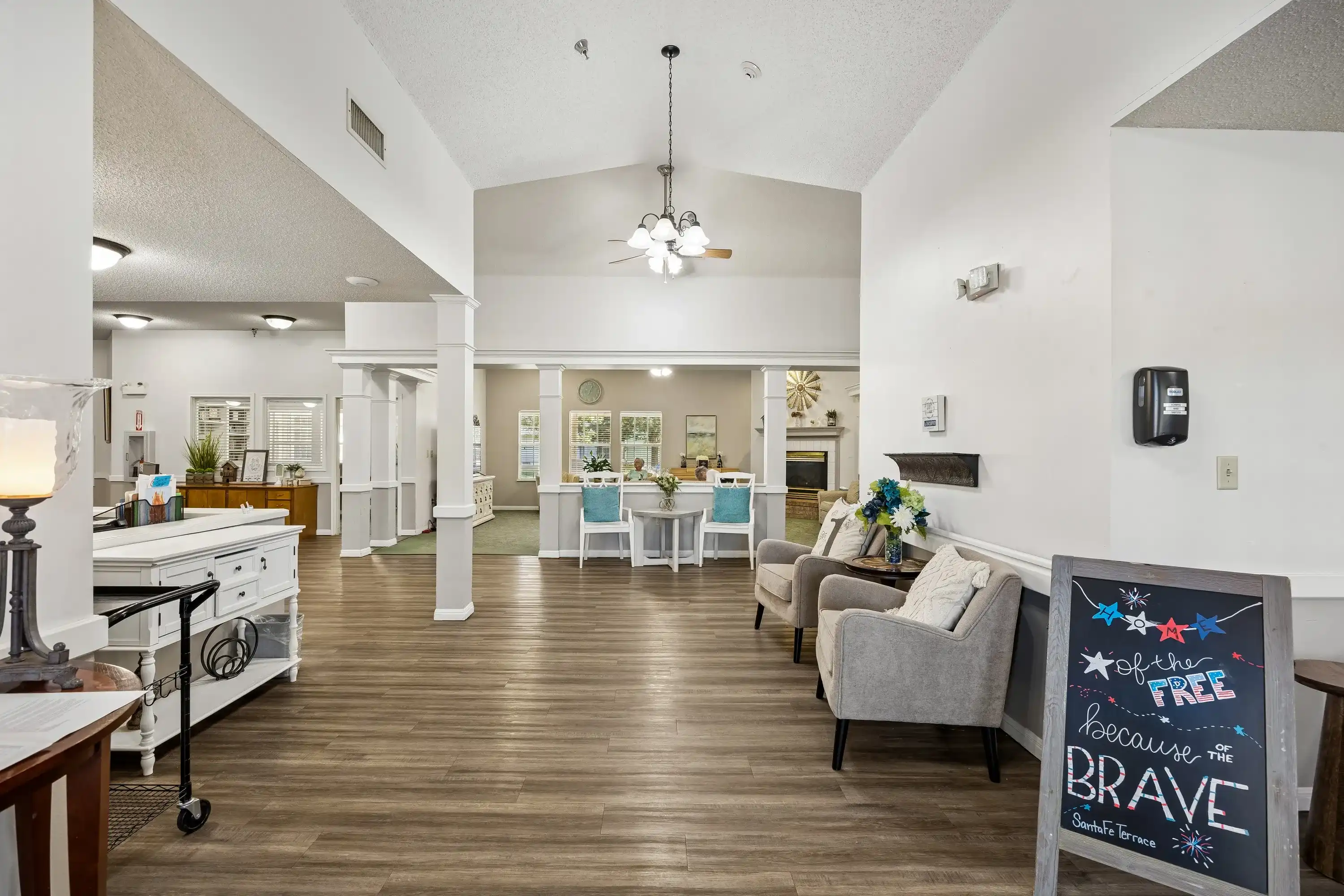 Santa Fe Terrace community photo 1