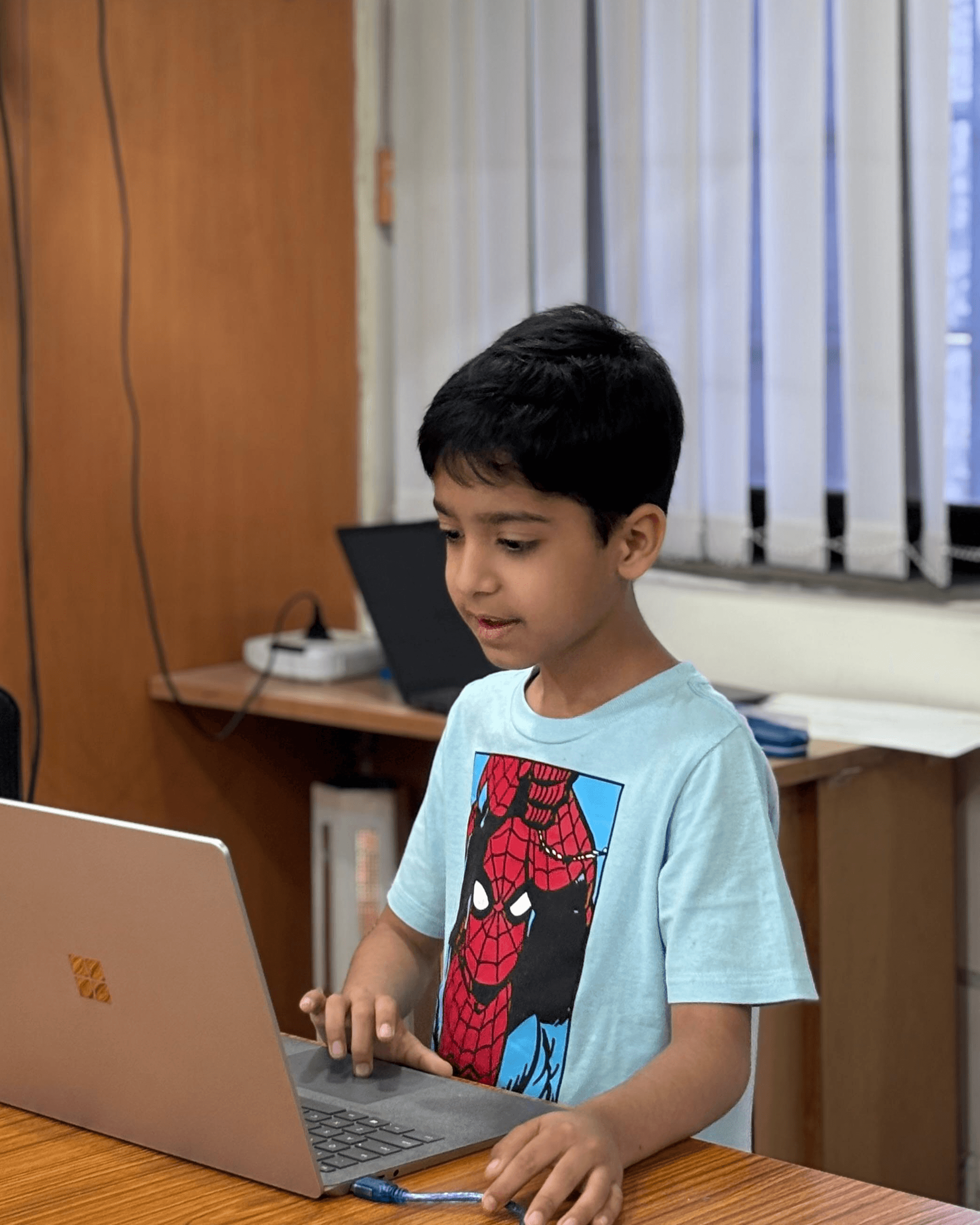 Green glass-metallic background with statistic cards