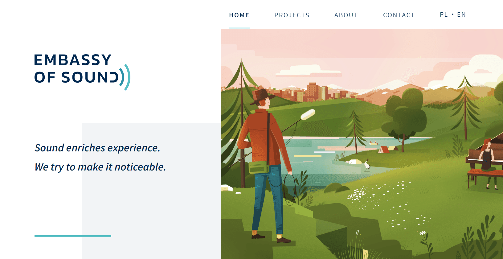 Ilustracja przedstawia osobę nagrywającą dźwięki w plenerze, trzymającą mikrofon kierunkowy. W tle znajduje się pianista grający na fortepianie na świeżym powietrzu, nad jeziorem, w otoczeniu przyrody.