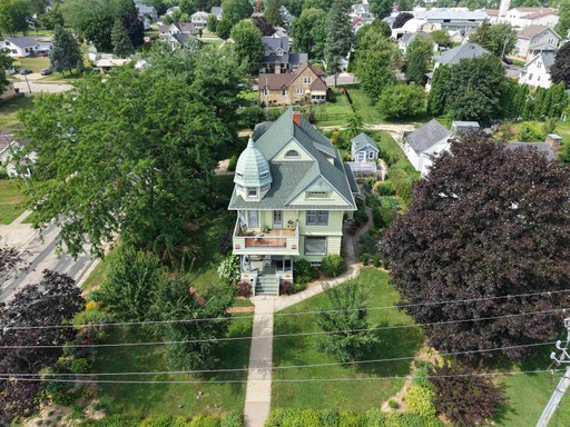 Photo 6 of 445 W Maple Street, Lancaster