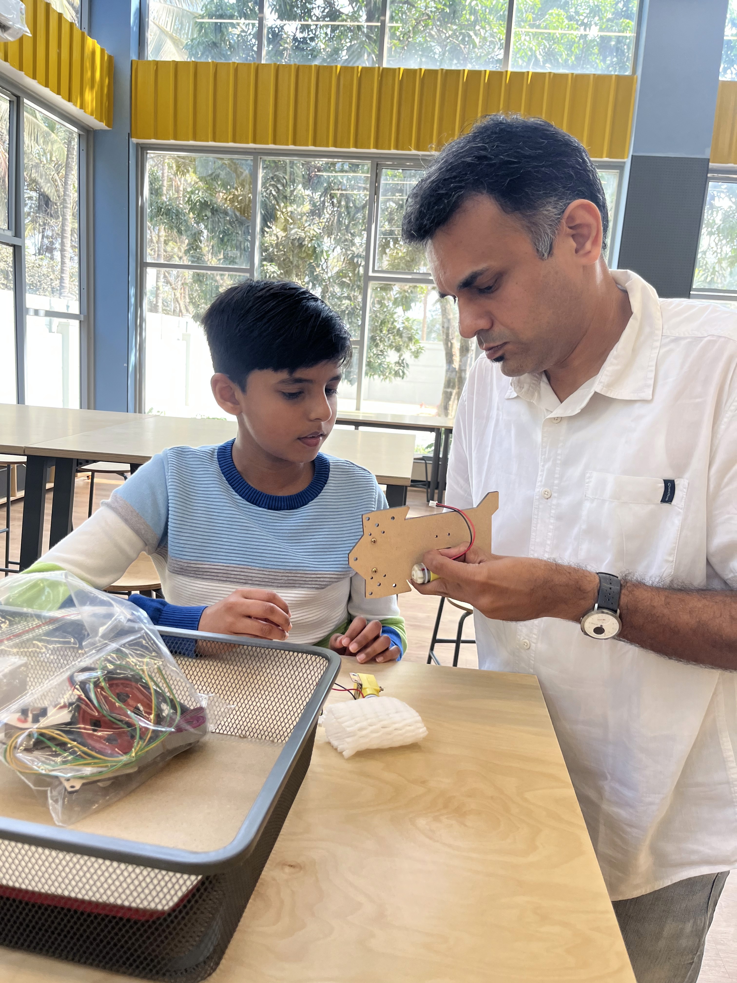 Teacher guides the student to build a model for better problem-solving