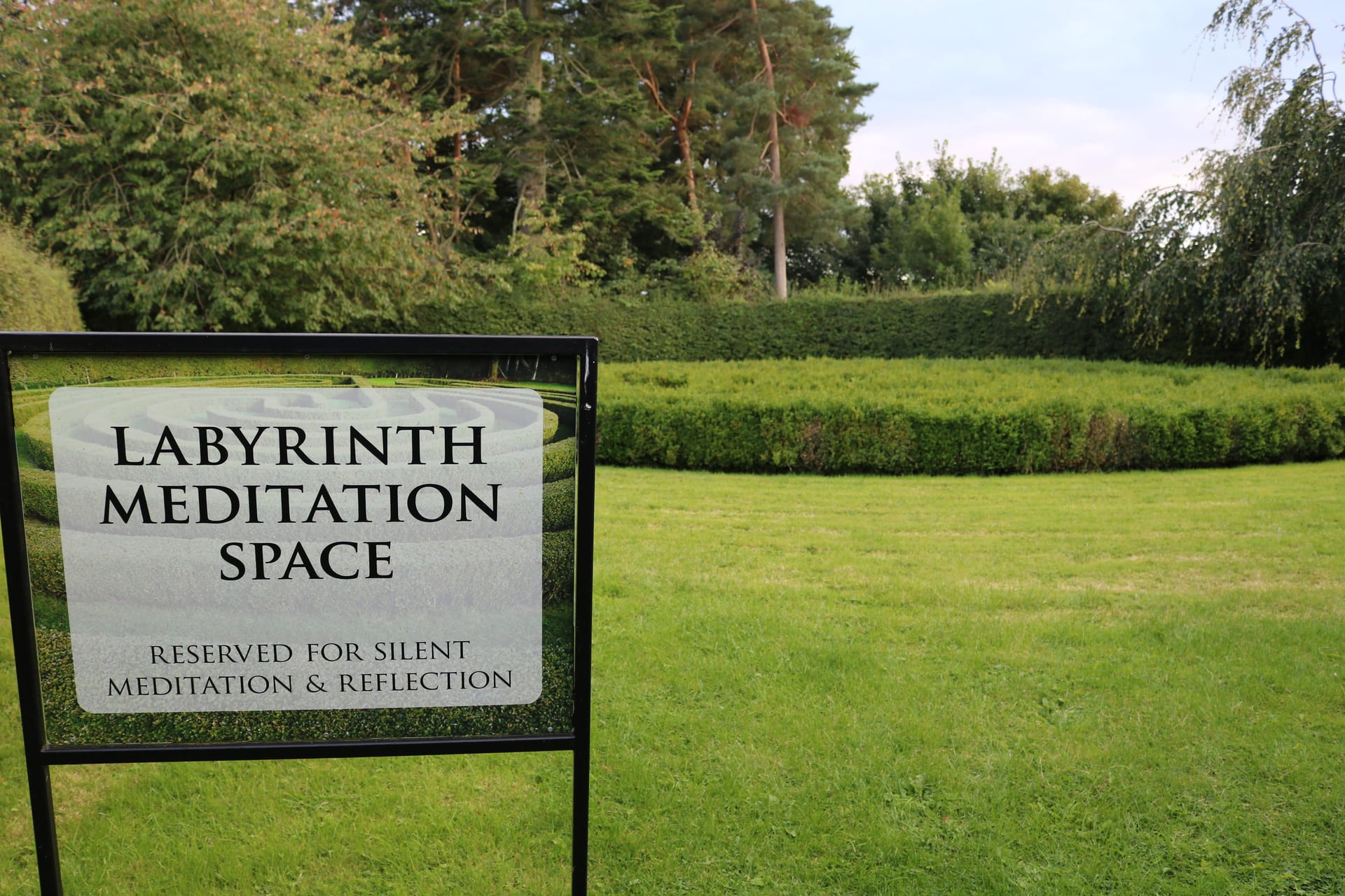 Labyrinth meditation space