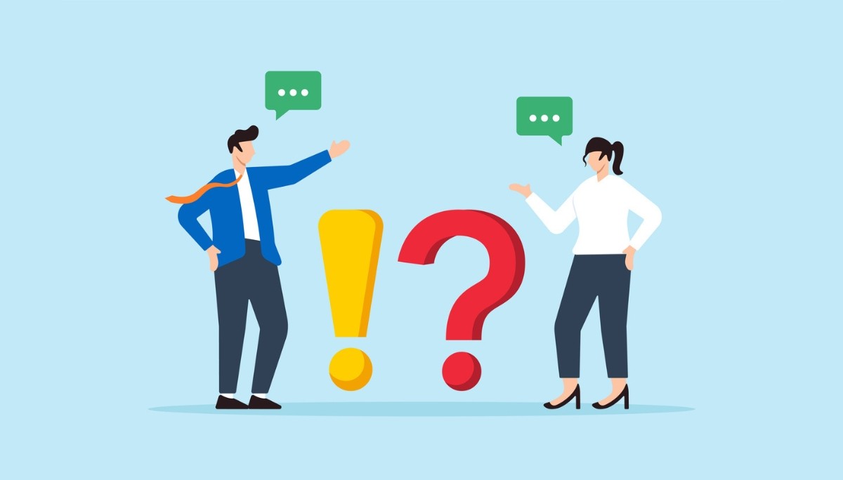 llustration of two professionals in conversation with speech bubbles, question and exclamation marks—representing memorable interview questions that spark meaningful dialogue and leave a lasting impression.