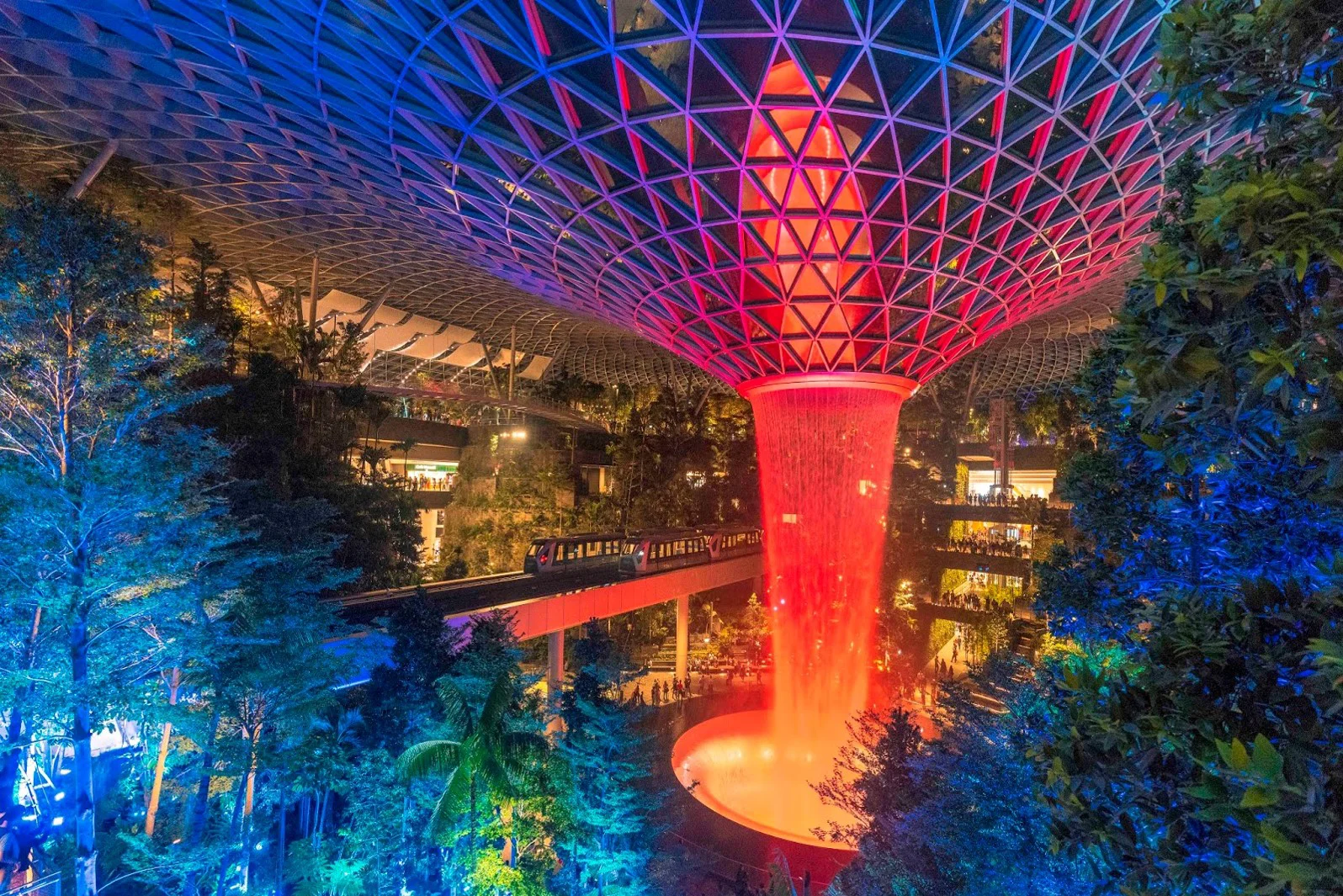 Jewel Changi Airport waterfall