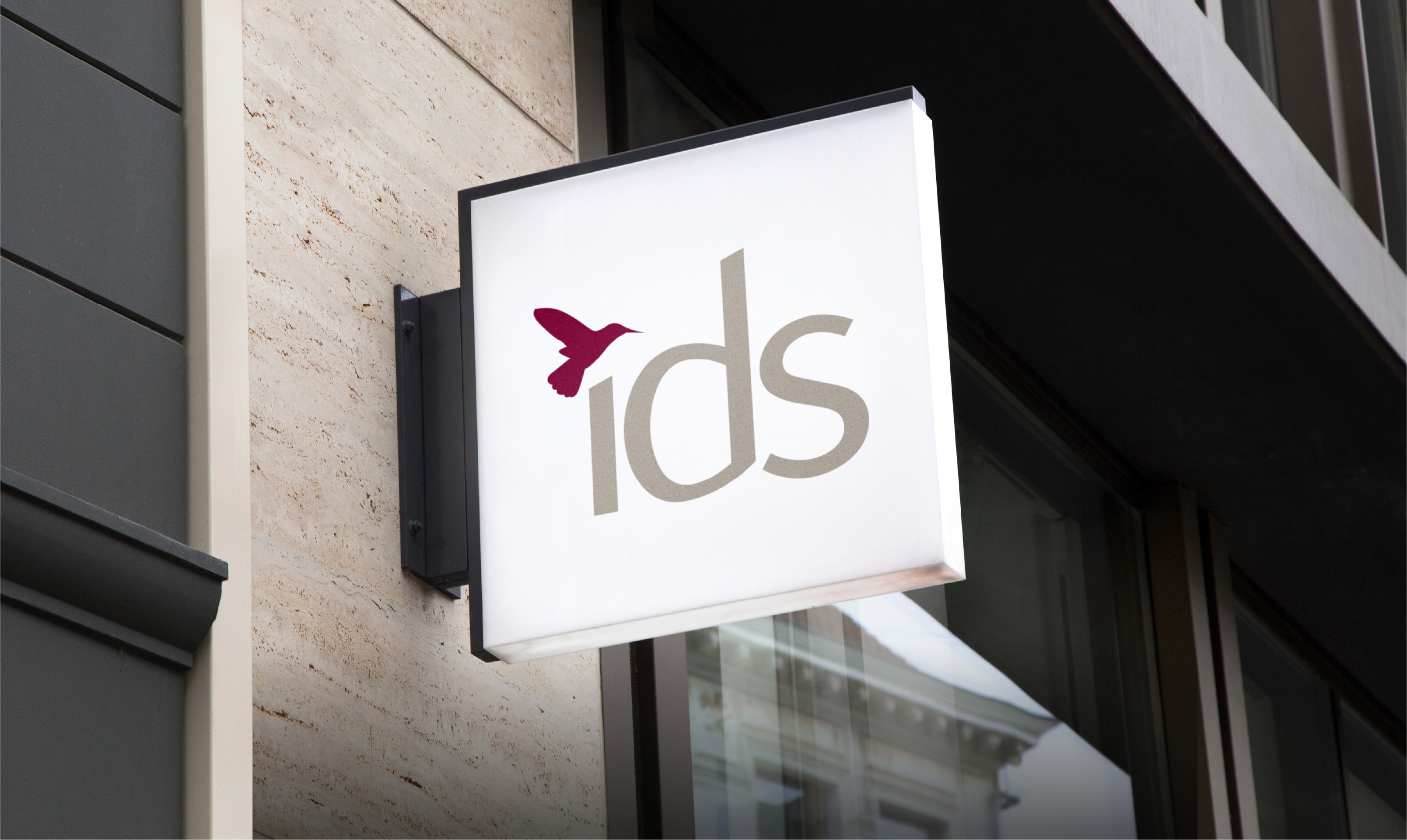 Old IDS logo on illuminated sign