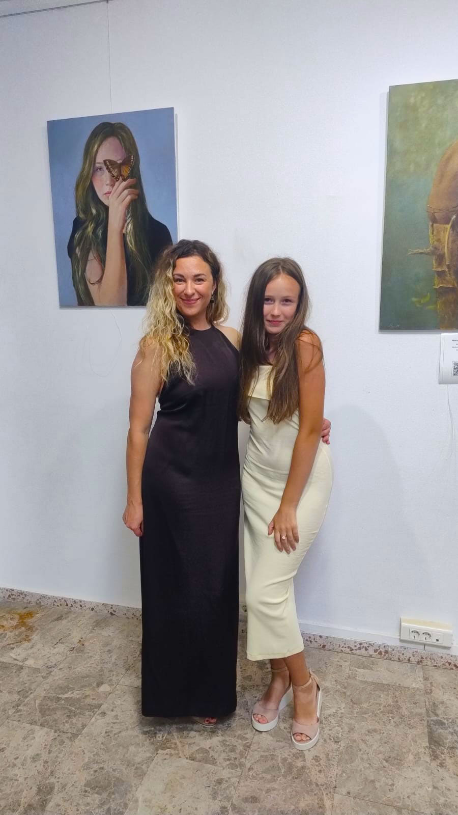 Monochromatic potrait of woman