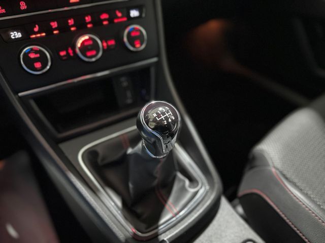 SEAT Leon 2015 BLUE Gebrauchtwagen - Galeriebild 22