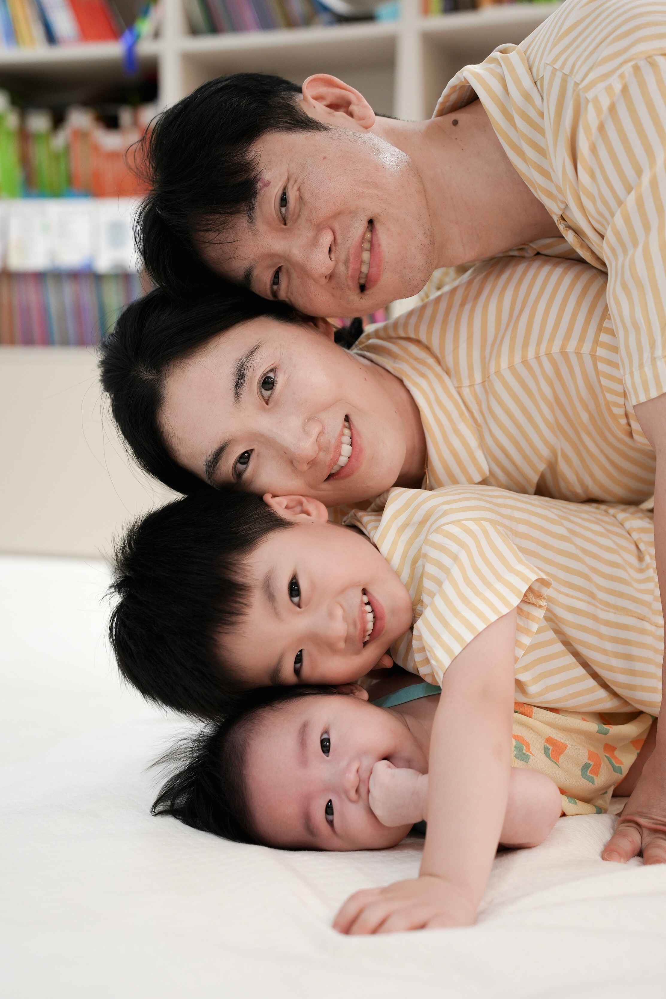 아기 백일 홈스냅 촬영 후기 | 온미스냅이 담아낸 자연스러운 백일 홈기록