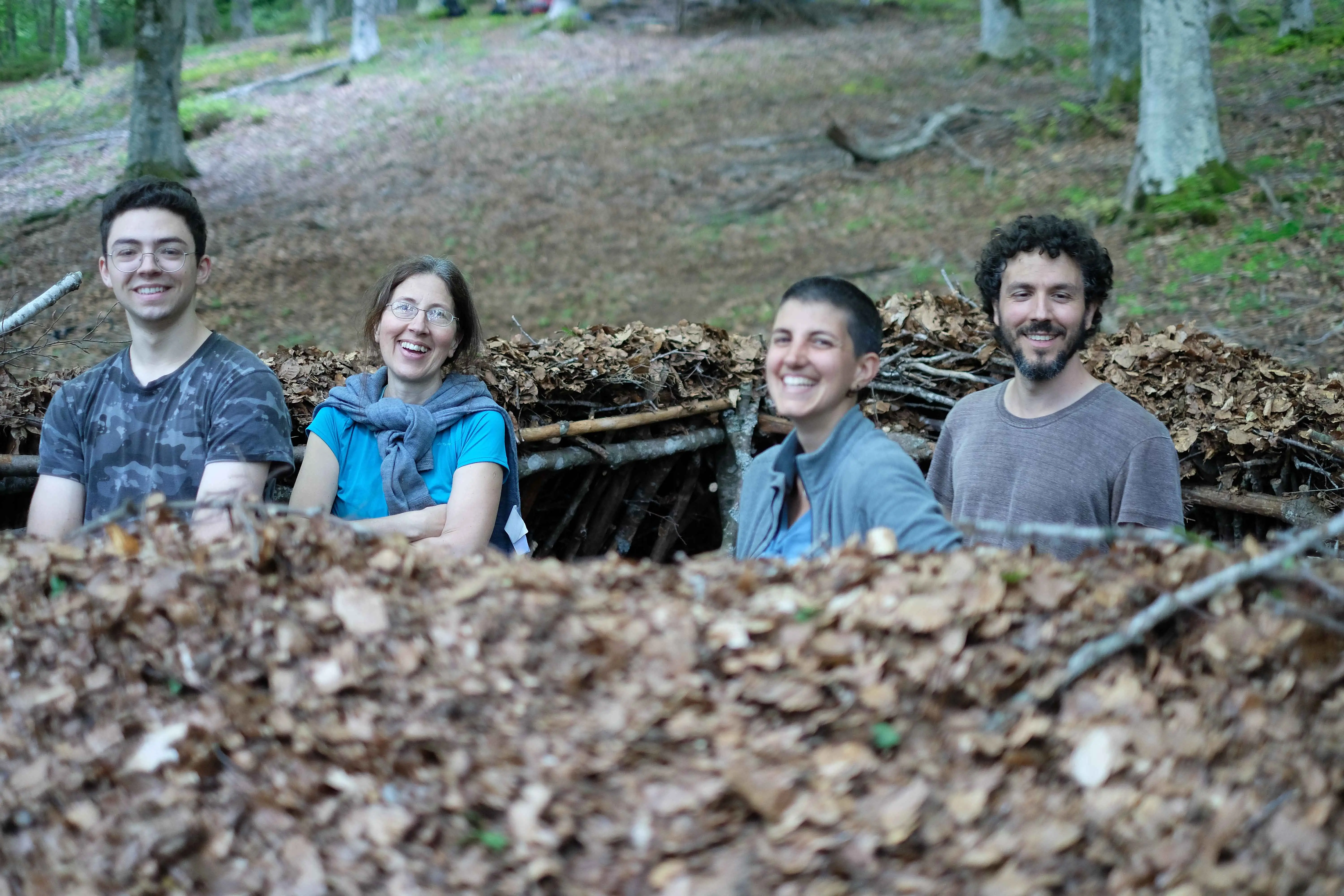 Adulti al corso sopravvivenza madre natura edu camp