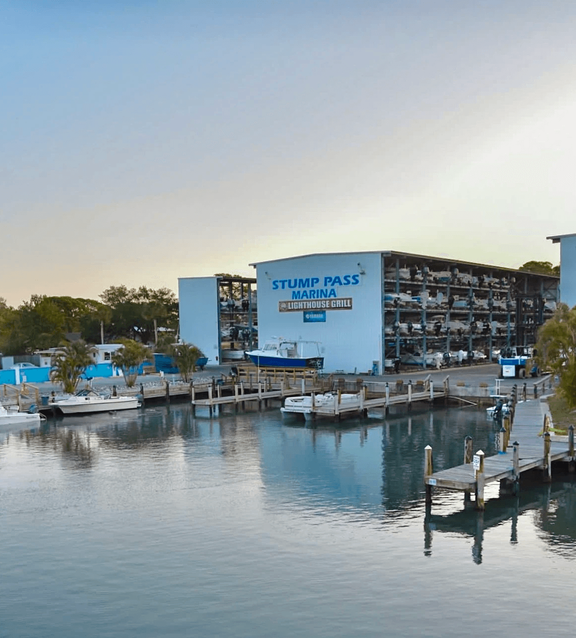 dry storage and docks at stump pass marina