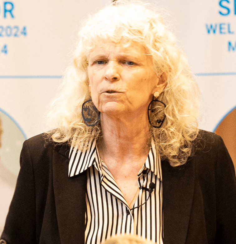 Dr. Debra is an international speaker who speaks from her heart to help others shatter the lies that have kept them from achieving their dreams. Having overcome learning problems, abuse, cancer, and trauma, she uses the principles from her studies in transformational leadership; she aids others in uncovering their unique superpowers to live victorious. Degrees in Communication, speech, and drama, a Master's in Education, and a Doctorate in Transformational Leadership give her a base to assist others in unleashing their superpowers and becoming the heroines of their own stories. She has worked as a drama coach and director for over 20 years in schools, community theatre, and churches for all ages. She is proud to be a speaker and workshop leader for Blissful Living, Leo International conferences, WEL Women Empowerment Conferences, Global Research Conference Cambridge England, LOSD Skill Live, Disrupt Aging Classroom, and AARP workshops, Changing the Narrative, Optimal, Show Me, and ASA aging Summits. She's a dynamic coach who helps women own the stage from the beginning by speaking dramatically.