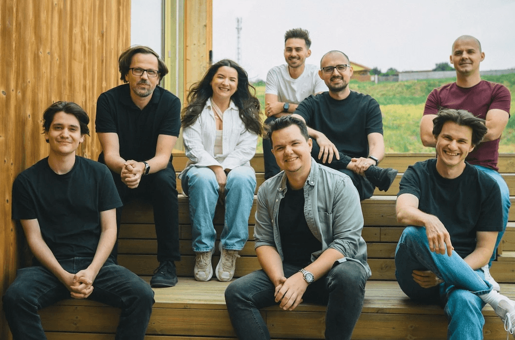 All the employees of AdMove