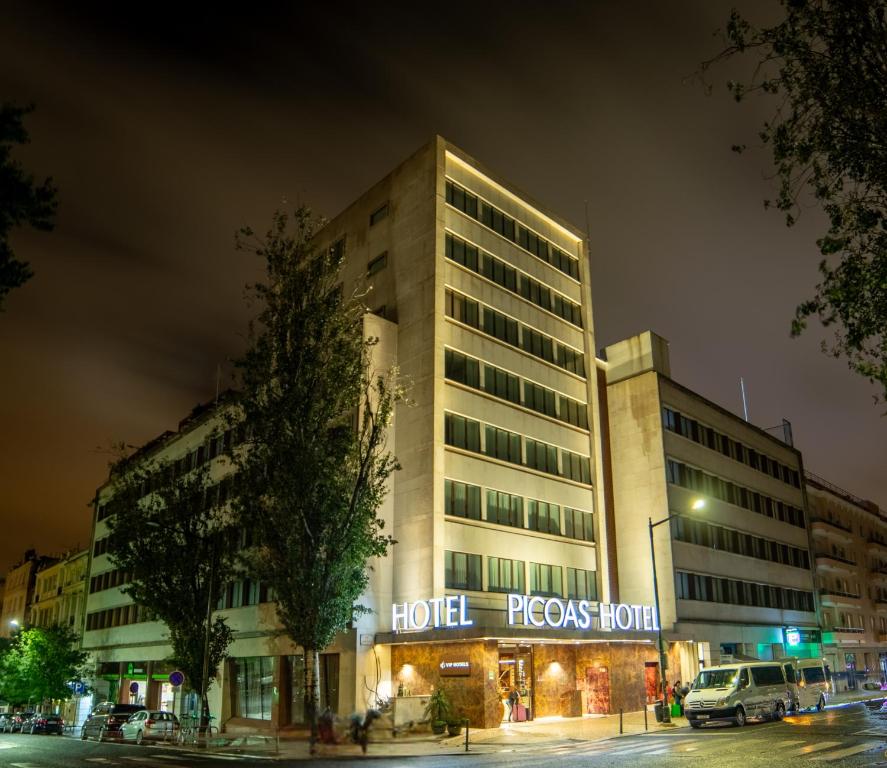 VIP Executive Picoas Hotel exterior