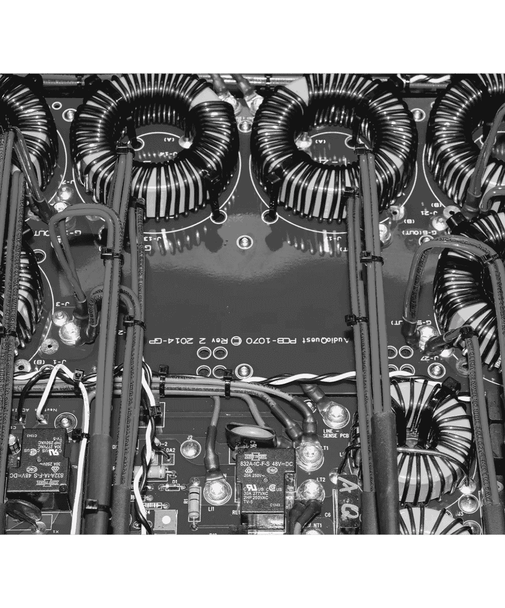 Audioquest Niagara 5000 - Inside - LE STUDIO HIFI