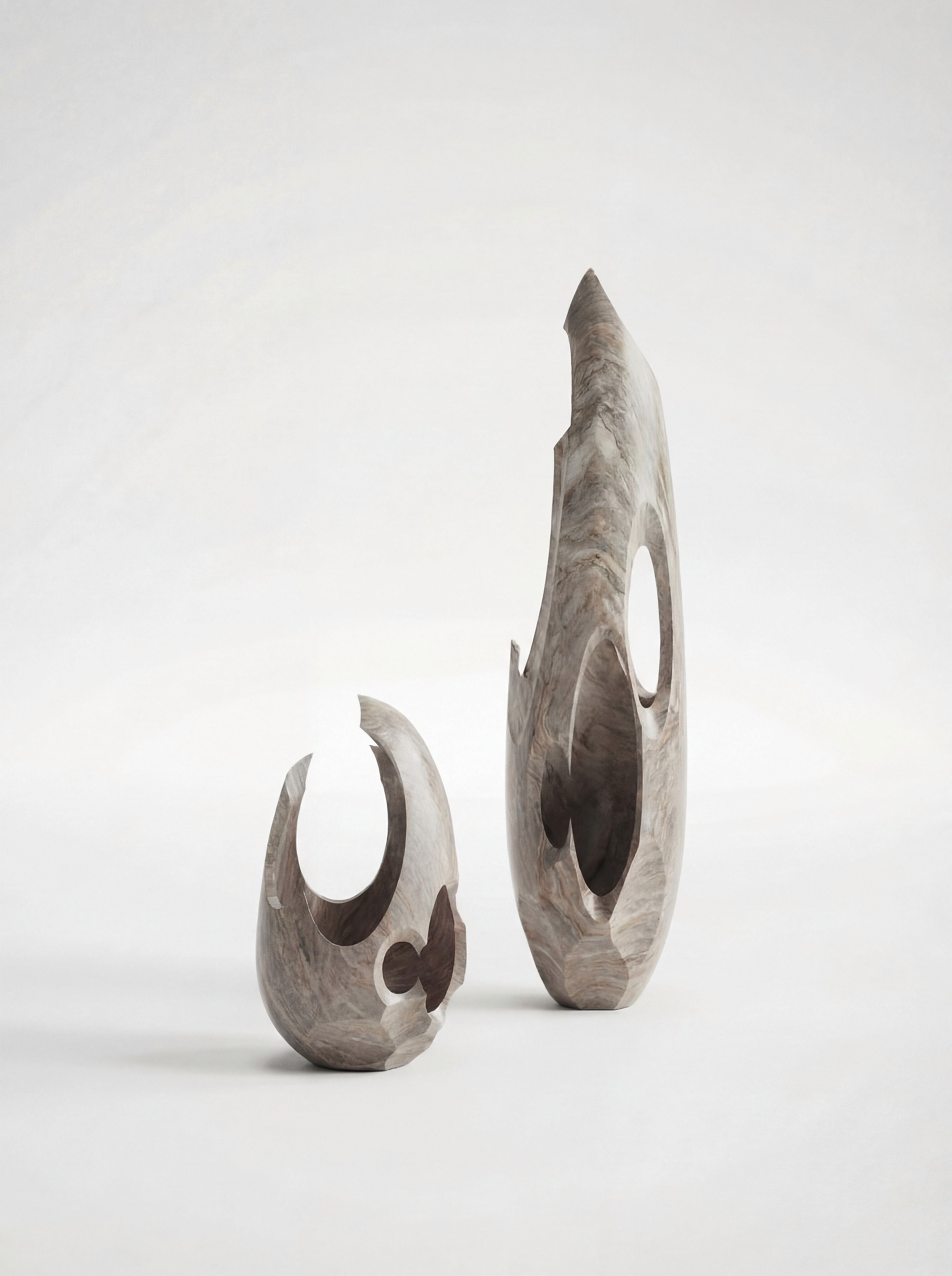 arya-safavi-scoria-centrepiece-side-view-photography